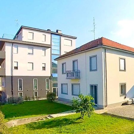 Villa Manzoni Meda Esterno foto